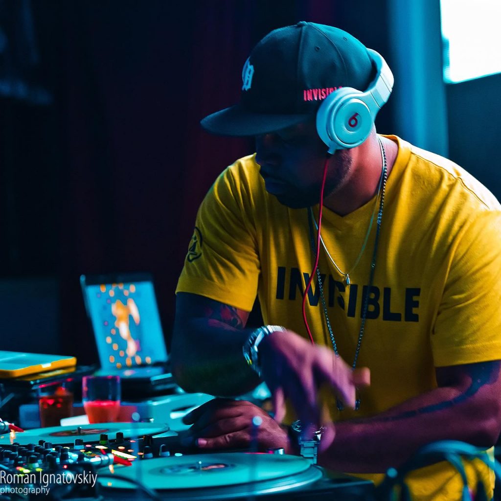 DJ Invisible